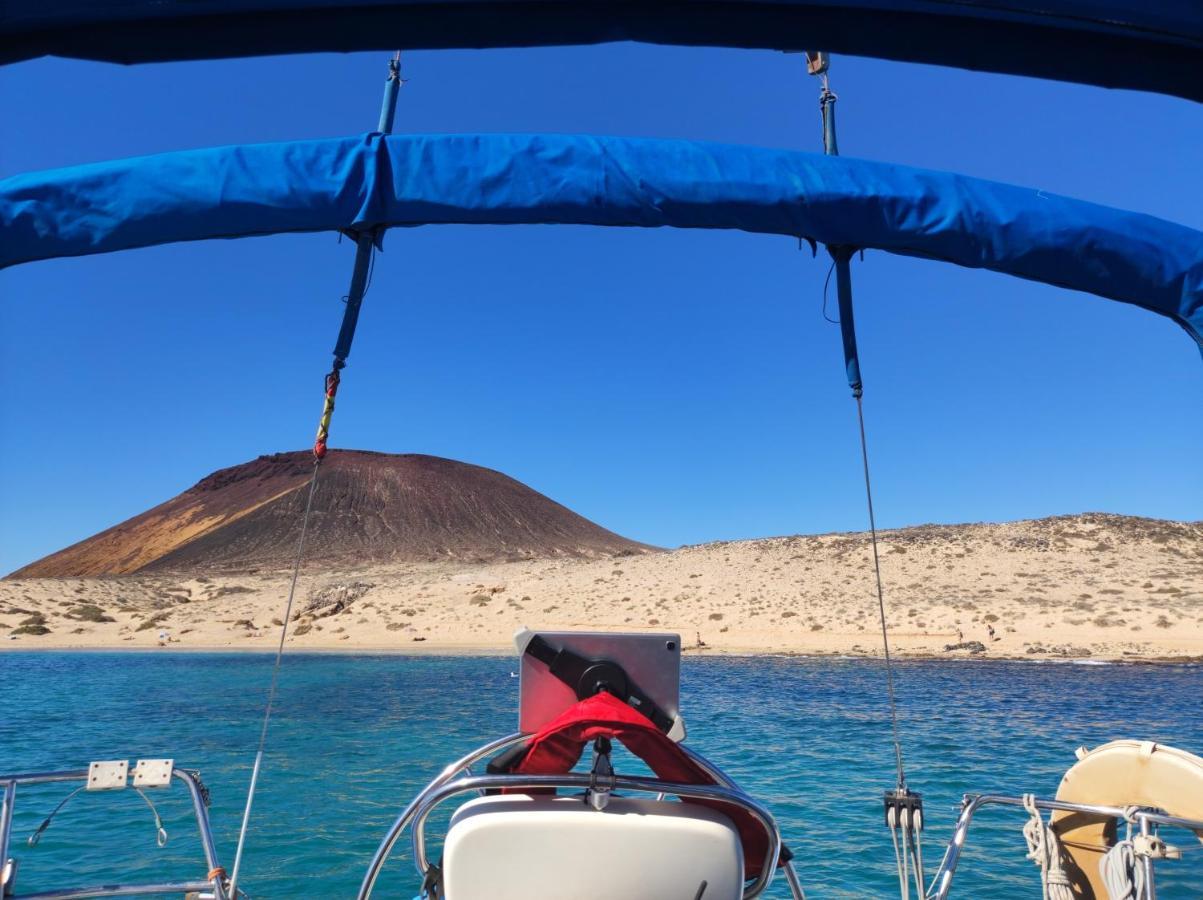 מלון קלטה דה סבו Magnifico Barco En La Graciosa מראה חיצוני תמונה